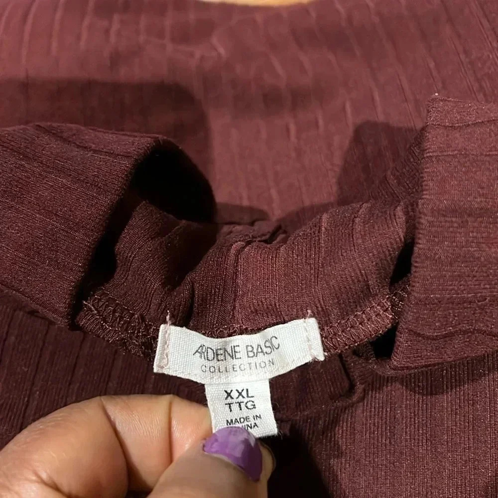 Ardene ribbed  body con Turtle Neck Top XXL - Picture 3 of 10